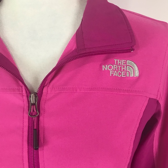 The North Face Lightweight Jacket - Picture 2 of 7